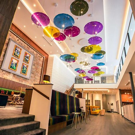 Sandman Signature Aberdeen Hotel & Spa エクステリア 写真