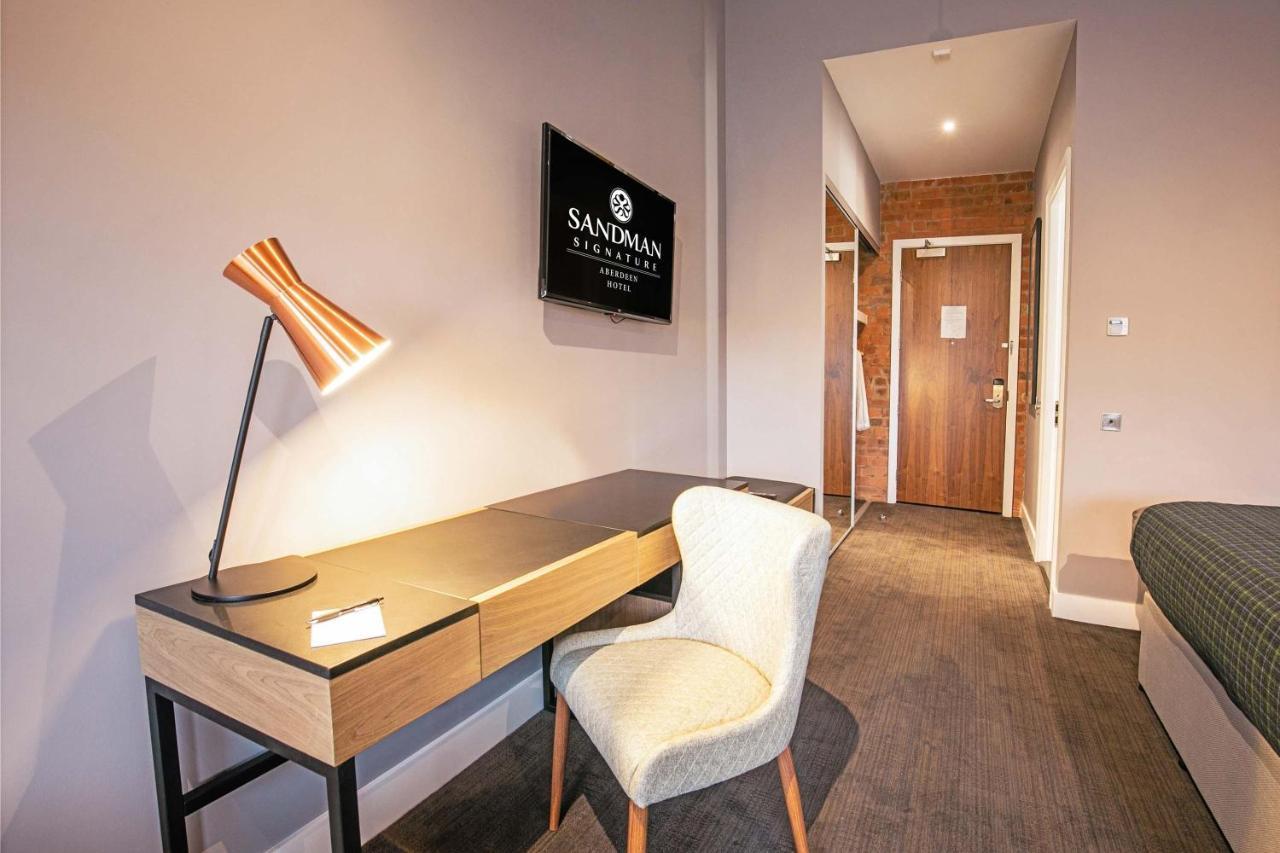 Sandman Signature Aberdeen Hotel & Spa エクステリア 写真