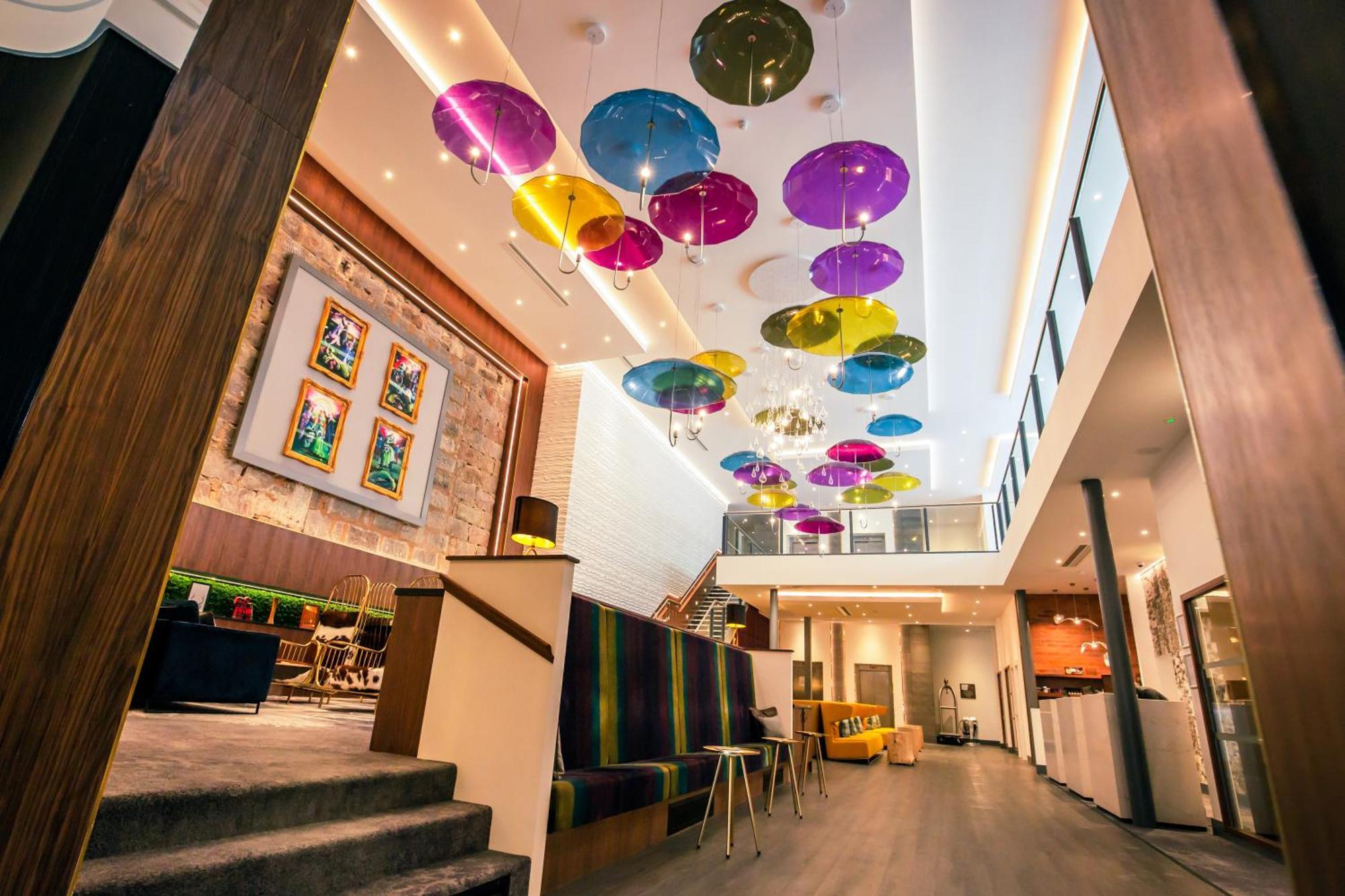 Sandman Signature Aberdeen Hotel & Spa エクステリア 写真