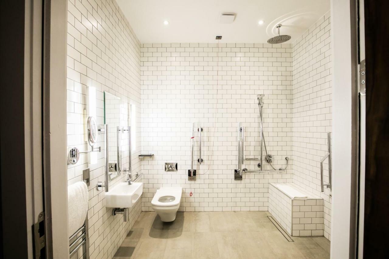 Sandman Signature Aberdeen Hotel & Spa エクステリア 写真